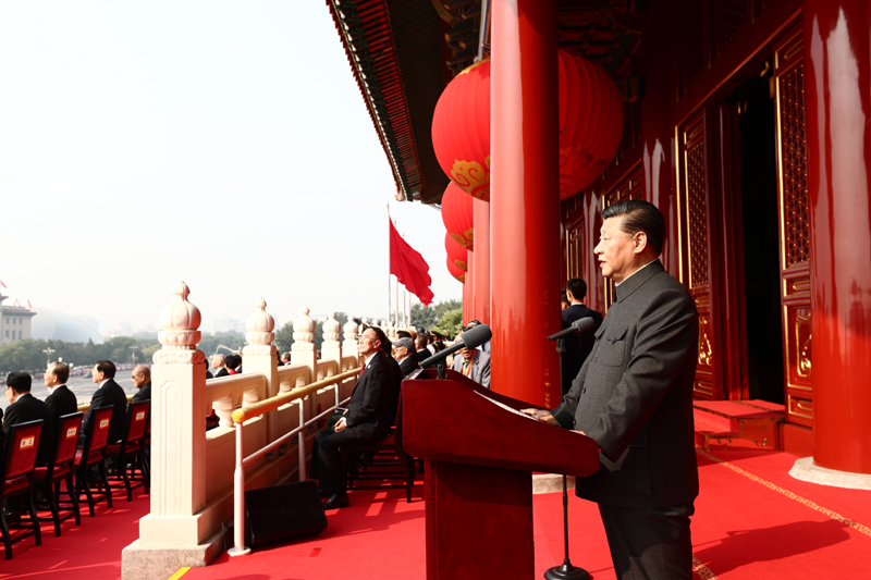 10月1日上午，慶祝中華人民共和國成立70周年大會(huì )在北京天安門(mén)廣場(chǎng)隆重舉行。中共中央總書(shū)記、國家主席、中央軍委主席習近平發(fā)表重要講話(huà)。